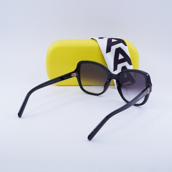 Marc Jacobs MARC 555/S 0807 9O Cat Eye Sunglasses - Black\Gray Gradient - Picture 10 of 10